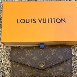 Louis Vuitton Sarah Wallet